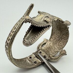 Rare 1940s Figural Alligator Clamper Cuff Bracelet Silver Plated